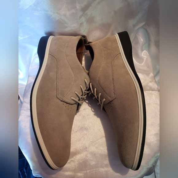 Amberjack Men's Tan Suede Derbys - Picture 11 of 12